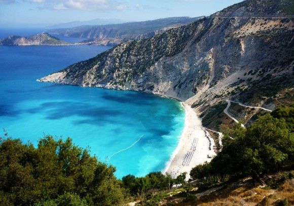 The Courier: "Απολαύστε την Ελλάδα εκτός σεζόν" - Και η Κεφαλονιά στους καλύτερους προορισμούς