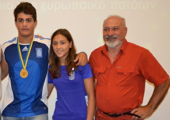 5.000 ευρώ από τον Δήμο σε αθλητές για συμμετοχή στο Ευρωπαϊκό Πρωτάθλημα Άρσης Βαρών παίδων