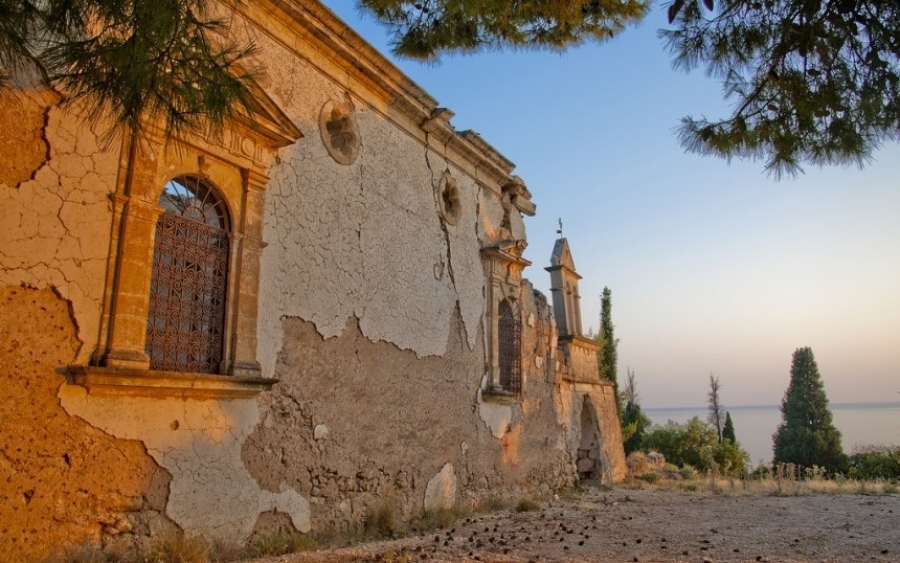 Την Δευτέρα παράκληση στην Ιερά Μονή Σισσίων