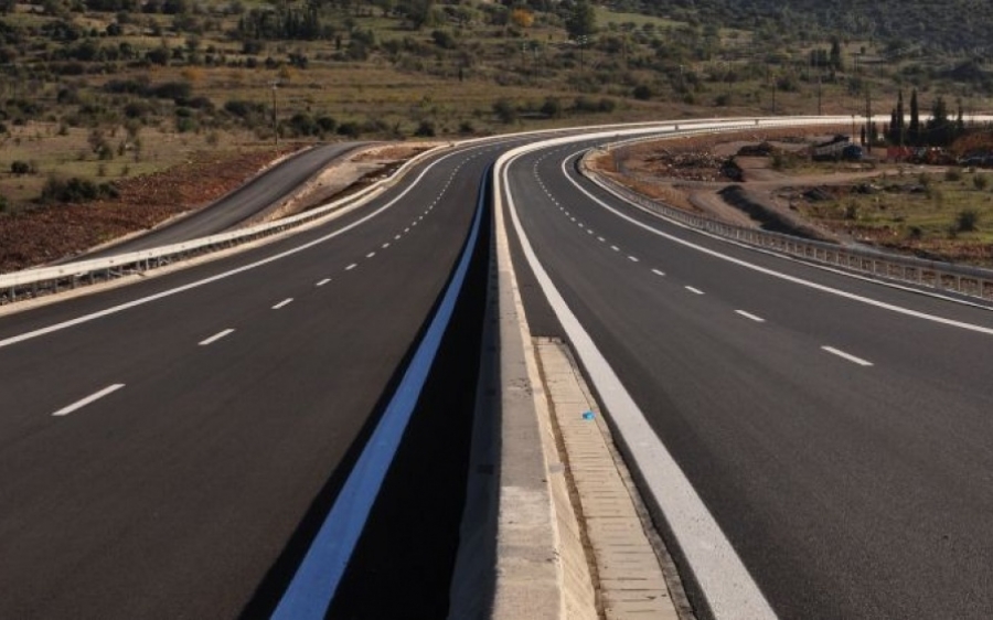 Προχωράει η κατασκευή νέου οδικού άξονα Αεροδρόμιο-Κρανιά