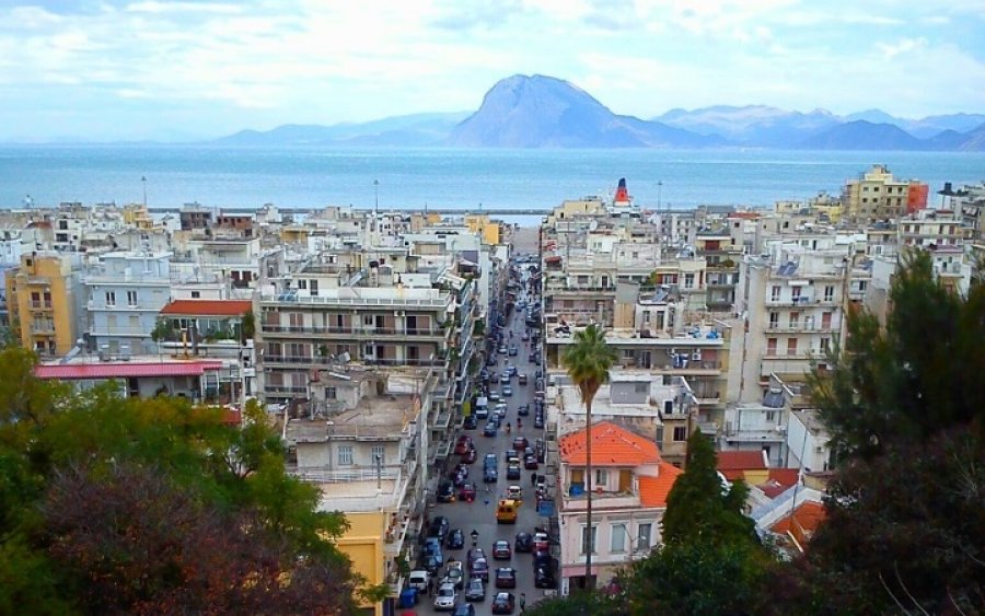 Κορονοϊός: Ανατροπή στο παρά ένα για Θεσσαλονίκη, Κοζάνη, Αχαΐα - Αρνητική η εισήγηση των ειδικών για άνοιγμα του λιανεμπορίου