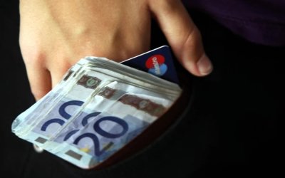 Ρεύμα: Αναδρομική επιδότηση λαμβάνουν 1.250.000 μη οικιακοί καταναλωτές, ποιους αφορά