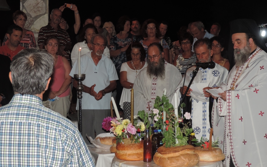 Ο Δεσποτικός εσπερινός της Μεταμόρφωσης του Σωτήρα στα Δαυγάτα (εικόνες)