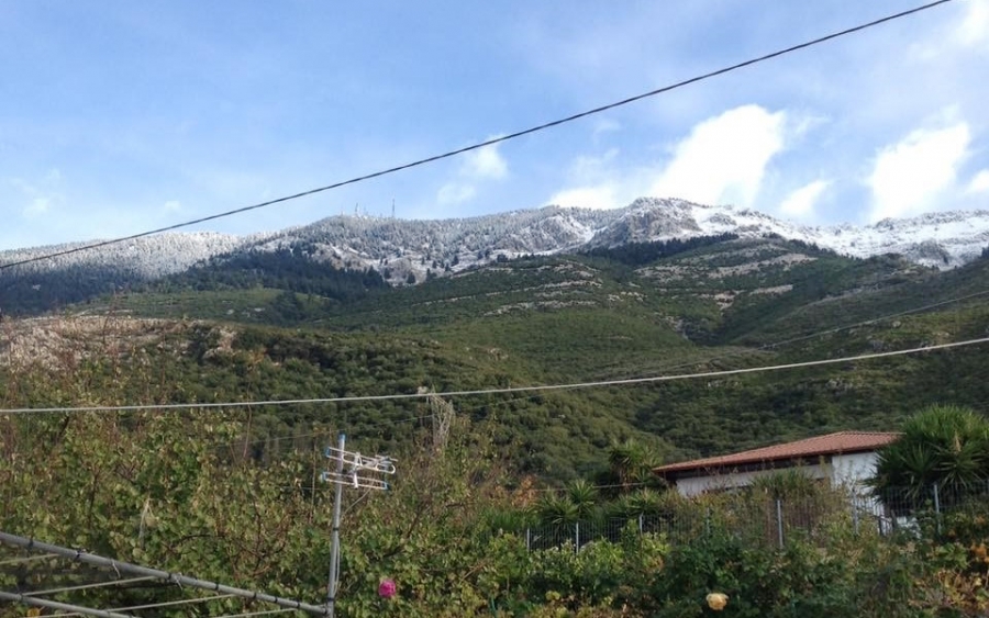 Στα λευκά «ντύθηκε» ο Αίνος!