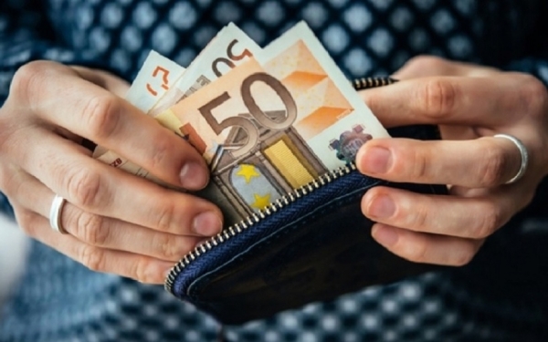 Ποιοι θα πάρουν κοινωνικό μέρισμα από 500 ευρώ -Τι θα γίνει με 13η σύνταξη & επίδομα γέννας