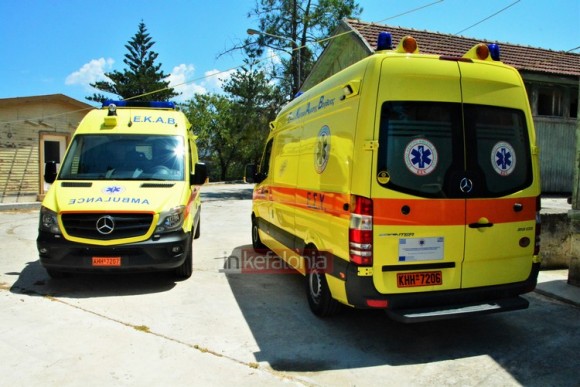 Έφτασαν στην Κεφαλονιά τα δύο νέα ασθενοφόρα του ΕΚΑΒ (εικόνες)
