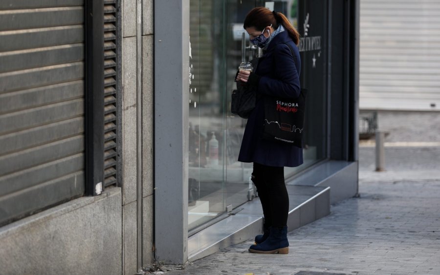 Tο πακέτο στήριξης που σχεδιάζει η κυβέρνηση για όσες επιχειρήσεις παραμείνουν κλειστές