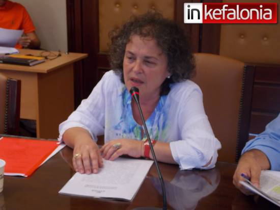 Αφροδίτη Θεοπεφτάτου: «Να κατατεθούν τα στοιχεία του πλοίου που θα αντικαταστήσει το “Επτάνησος”»