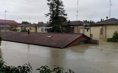 Βιβλική καταστροφή στην Ιταλία: Οκτώ νεκροί από τις πλημμύρες -Βούλιαξαν πόλεις, χιλιάδες εκτοπισμένοι