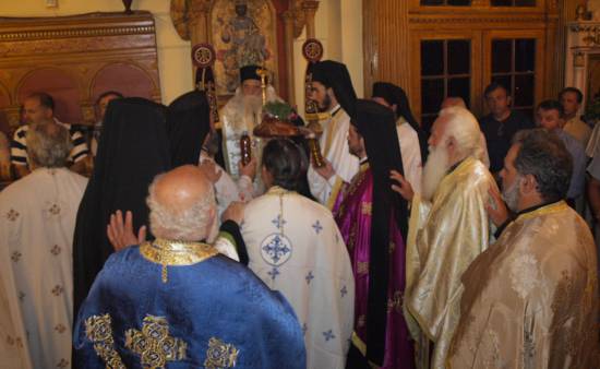 Με μεγαλοπρέπεια τελέστηκε ο Μέγας Εσπερινός στην Αγία Μαρίνα Βλαχάτων