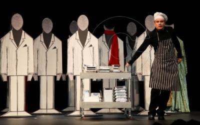 Ο ξεκαρδιστικός μονόλογος «Τα ραδίκια ανάποδα» στην Κεφαλονιά!