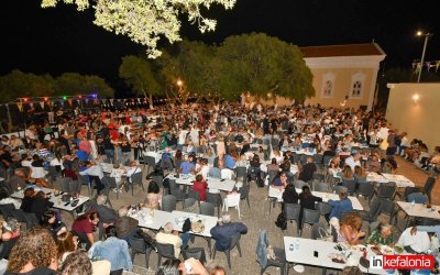 Με κατάνυξη και γλέντι τιμήθηκε το Γενέσιο της Θεοτόκου στα Διλινάτα