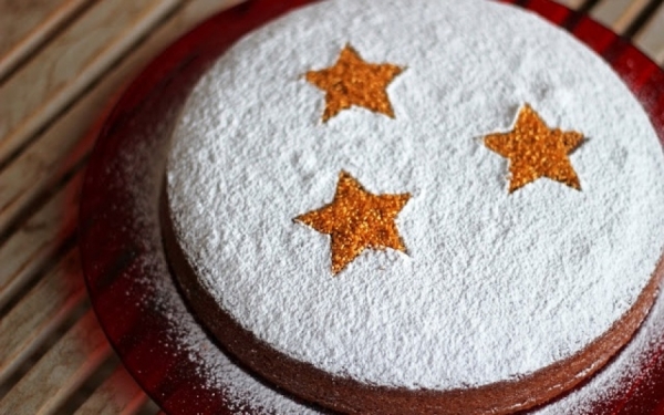 Ο Σύλλογος Πολυτέκνων κόβει Πρωτοχρονιάτικη πίτα