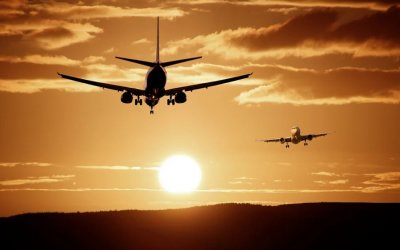 Βόμβα από μεγάλη αεροπορική εταιρεία: Ετοιμάζεται να απολύσει τους ανεμβολίαστους εργαζόμενους