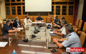 Σύσκεψη Χαρδαλιά στην Κεφαλονιά – Στο τραπέζι οι τρόποι αντιμετώπισης και αποκατάστασης μετά την καταστροφική θεομηνία (εικόνες + video)