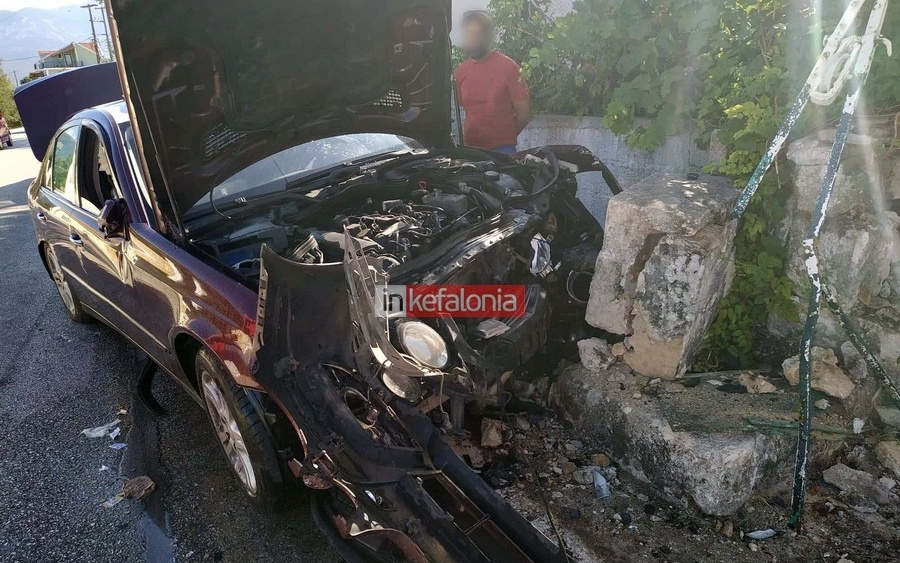 Σοβαρό τροχαίο στην Λακήθρα (Ανανεωνένο - εικόνες)