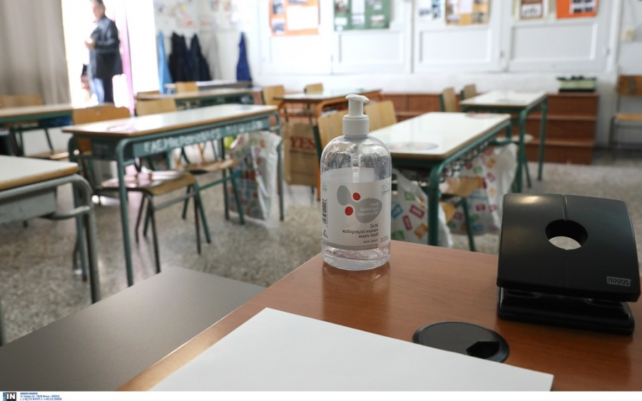Κορονοϊός - Πέτσας: Τα σχολεία θα ανοίξουν στις 7 Σεπτεμβρίου με μέτρα προστασίας