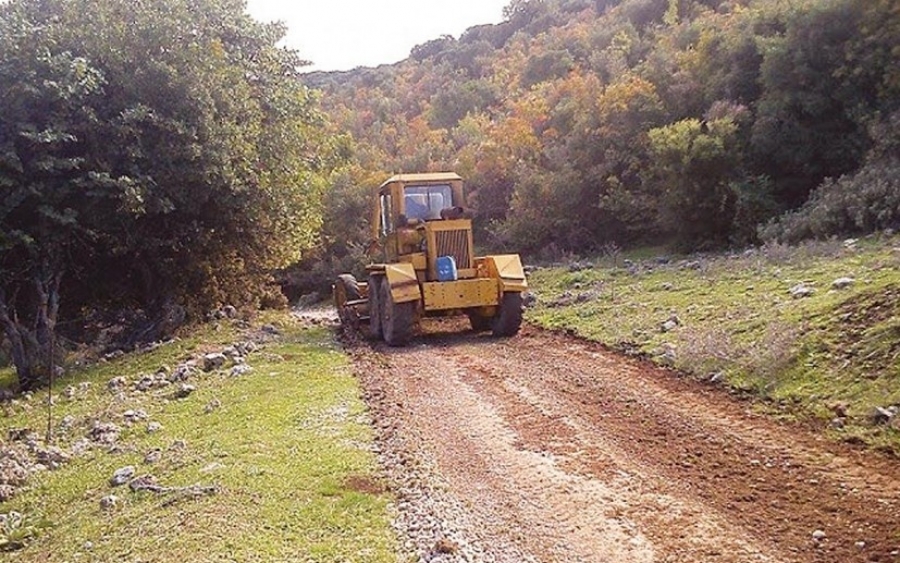 Τέσσερα έργα Αγροτικής οδοποιίας σε Δήμους της Περιφέρειας, με απόφαση του Περιφερειάρχη