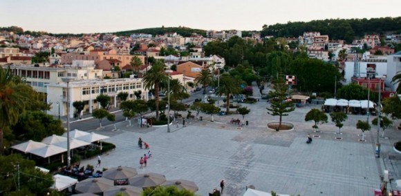 Σχόλιο για ανάπλαση πλατείας: H αντιπαραβολή ποιότητας έργου – καθημερινότητας πολίτη μάλλον δεν πρέπει να τίθεται στο ζύγι