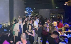 Η ΟΝΝΕΔ Κεφαλονιάς - Ιθάκης έκανε πάρτι και μιλάει για ''Ξεκάθαρο μήνυμα νίκης της Νέας Δημοκρατίας!'' (εικόνες)