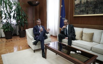 DNEWS : Προς έκτακτες πολιτικές εξελίξεις οδηγεί η «κόντρα κορυφής» Μητσοτάκη-Σαμαρά