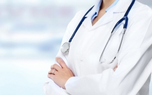 Ανακλήθηκε η μετακίνηση της Γενικής Ιατρού κας Μαρτσέλας Βολνεάνσκι