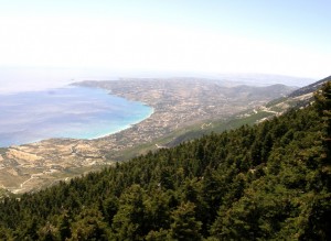 Τροποποίηση απόφασης για την απαγόρευση κυκλοφορίας οχημάτων και παραμονής εκδρομέων στον Εθνικό Δρυμό Αίνου κατά την Αντιπυρική περίοδο 2016