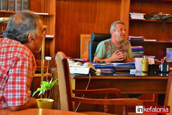 ΕΛΜΕΚΙ: Παράσταση σε Αντιπεριφερειάρχη Κεφαλονιάς, για τα προβλήματα των σχολείων