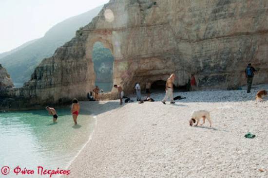 Ο Ορειβατικός Σύλλογος πάει στην παραλία της Φτέρης