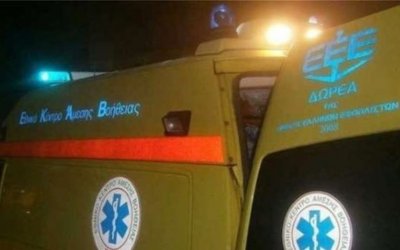Τραγωδία στη Νίκαια: Ασθενοφόρο συγκρούστηκε με μηχανή - Νεκρός ο οδηγός της μοτοσυκλέτας
