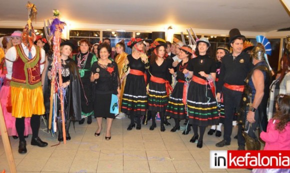 Ενθουσίασαν οι χορευτές του Λυκείου Ελληνίδων στον αποκριάτικο χορό του Συλλόγου (Εικόνες / Video)