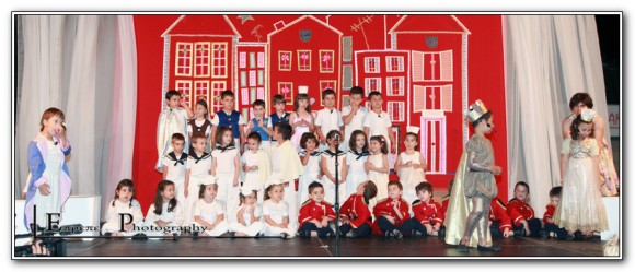 "Το παραμύθι χωρίς όνομα" από τα παιδιά του Κέντρου Προσχολικής Αγωγής "Το καραβάκι"