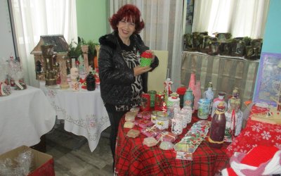 Φιλανθρωπικό παζάρι της Ενωσης ΑμεΑ "Υπερίων" - ''Φανταστικές δημιουργίες από εθελοντές και παιδιά''