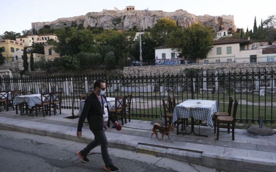 Lockdown: Ποια μέτρα στήριξης της οικονομίας πάνε για παράταση