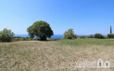 Vinieris Real Estate: Προνομιακό αγροτεμάχιο με εκπληκτική θέα στα Κλείσματα