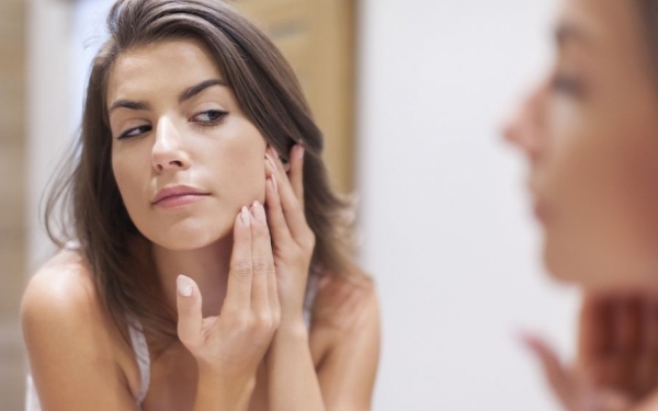 Έρευνα αποκάλυψε ότι αυτή η υγιεινή τροφή μπορεί να είναι ο ένοχος για την ακμή σου