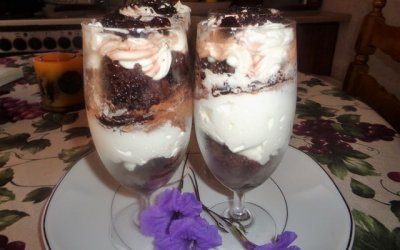 Λαχταριστή Black Forest στο ποτήρι από την Σία Λαδά!