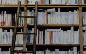 Καταγγελία της ΕΛΜΕΚΙ: Νομοθετούν, εν μέσω πανδημίας, προσλήψεις αναπληρωτών με τρίμηνες συμβάσεις εργασίας