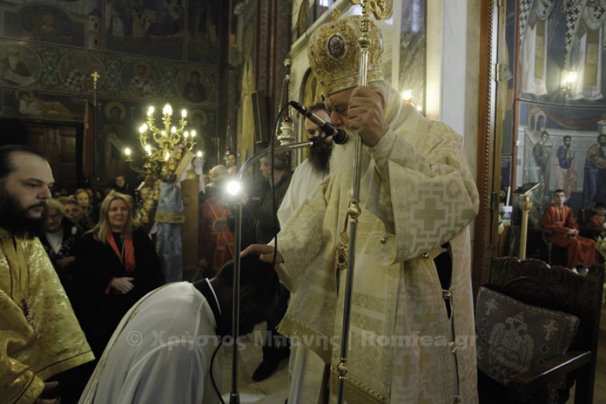 Δάκρυσε ο Αρχιεπίσκοπος στη χειροτονία Αφρικανού κληρικού (ΦΩΤΟ)