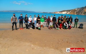 Save Υour Hood Kefalonia: Επιχείρηση "σκούπα" σε Σπάσματα, Εγκλίνα και Άμμες! (εικόνες)