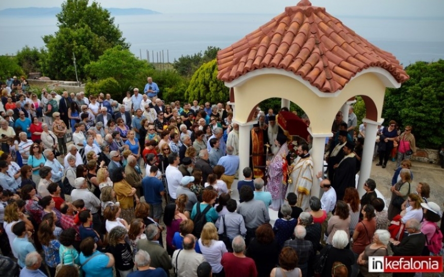 Αύριο η επιστροφή της Εικόνας της Παναγίας από το Κάστρο στα Σίσσια