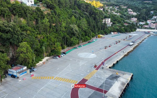 Με χρώμα και νέα όψη το λιμάνι του Πόρου: Σε πλήρη λειτουργία οι σύγχρονες κυκλοφοριακές ρυθμίσεις