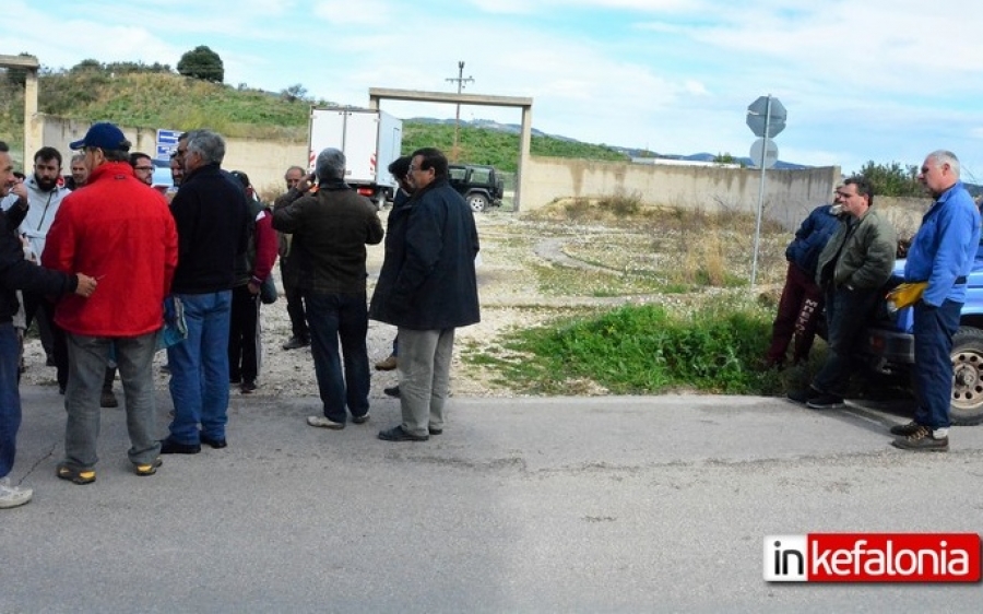 «Κρυφτούλι» με τα μπάζα στον Άγιο Αντώνιο (εικόνες + video)