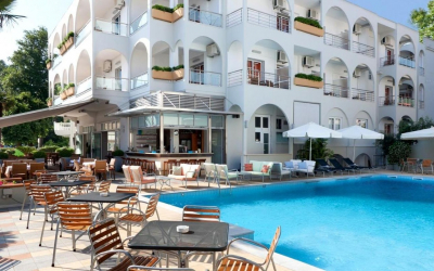 Πανελλήνια Ομοσπονδία Ξενοδόχων: Δευτέρα ανοίγουμε και δεν έχουμε πάρει ακόμη «αριθμό πρωτοκόλλου λειτουργίας»