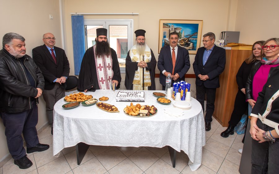 Κλίμα ενότητας και στήριξης στην κοπή πίτας της Εκπαιδευτικής Κοινότητας Κεφαλονιάς