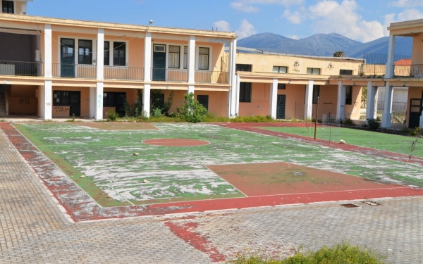 «Οι μαθητές του ΓΕΛ Ληξουρίου αντιμέτωποι με την ανευθυνότητα της δημοτικής αρχής Παρίση»