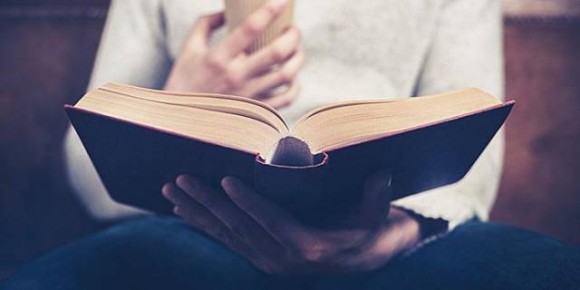 Το πολιτιστικό πρόγραμμα από το βιβλιοπωλείο "Happy House"