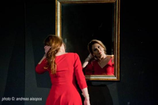 Ξεκίνησε η προπώληση για την θεατρική παράσταση "Η πόρνη από πάνω"