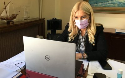 Φωτεινή Αραμπατζή: Στήριξη σε όλους τους αγρότες, κτηνοτρόφους και αλιείς που επλήγησαν από την πανδημία