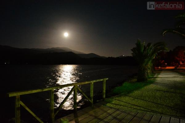 Ολόγιομο φεγγάρι στον Κούταβο